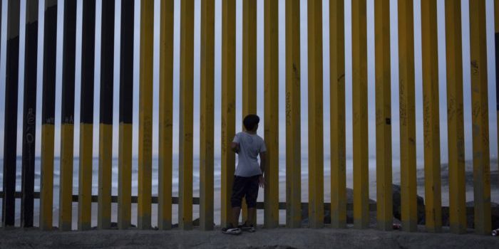 $4.5B Awarded in New Contracts to Build ‘Smart Wall’ Along Southwest Border